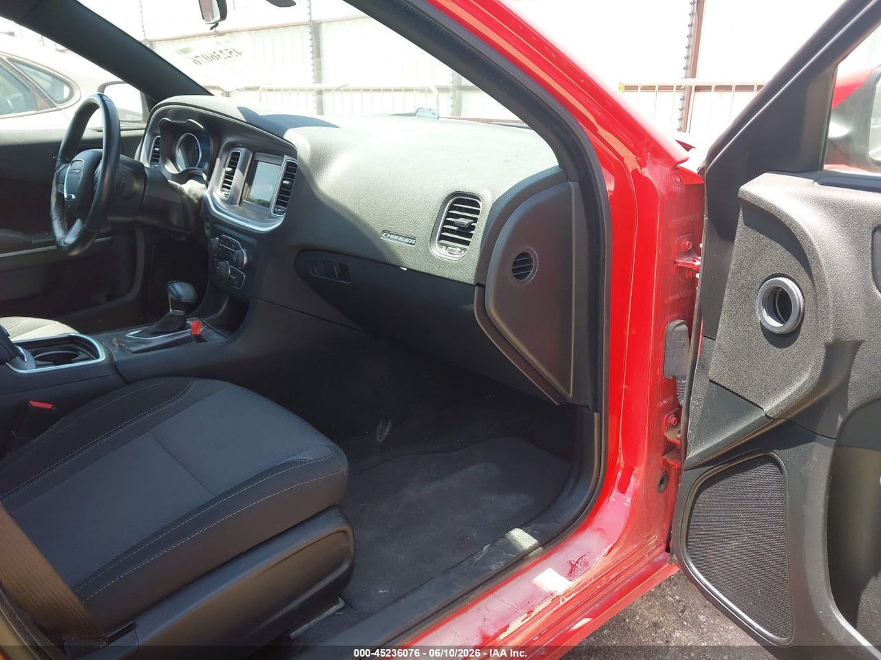 2022 DODGE CHARGER SXT RWD · 5/11
