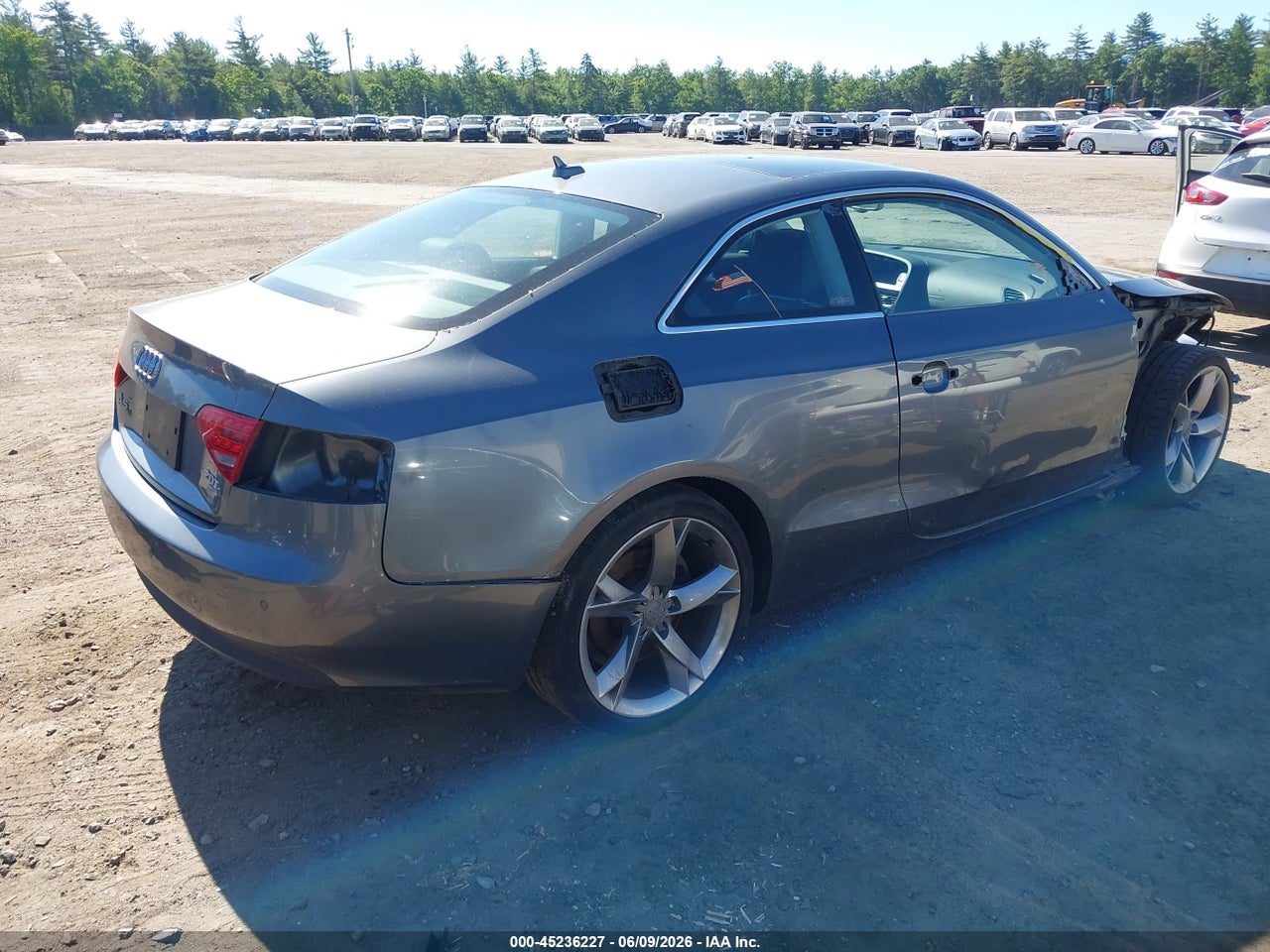 2012 AUDI A5 2.0T PREMIUM · 4/11