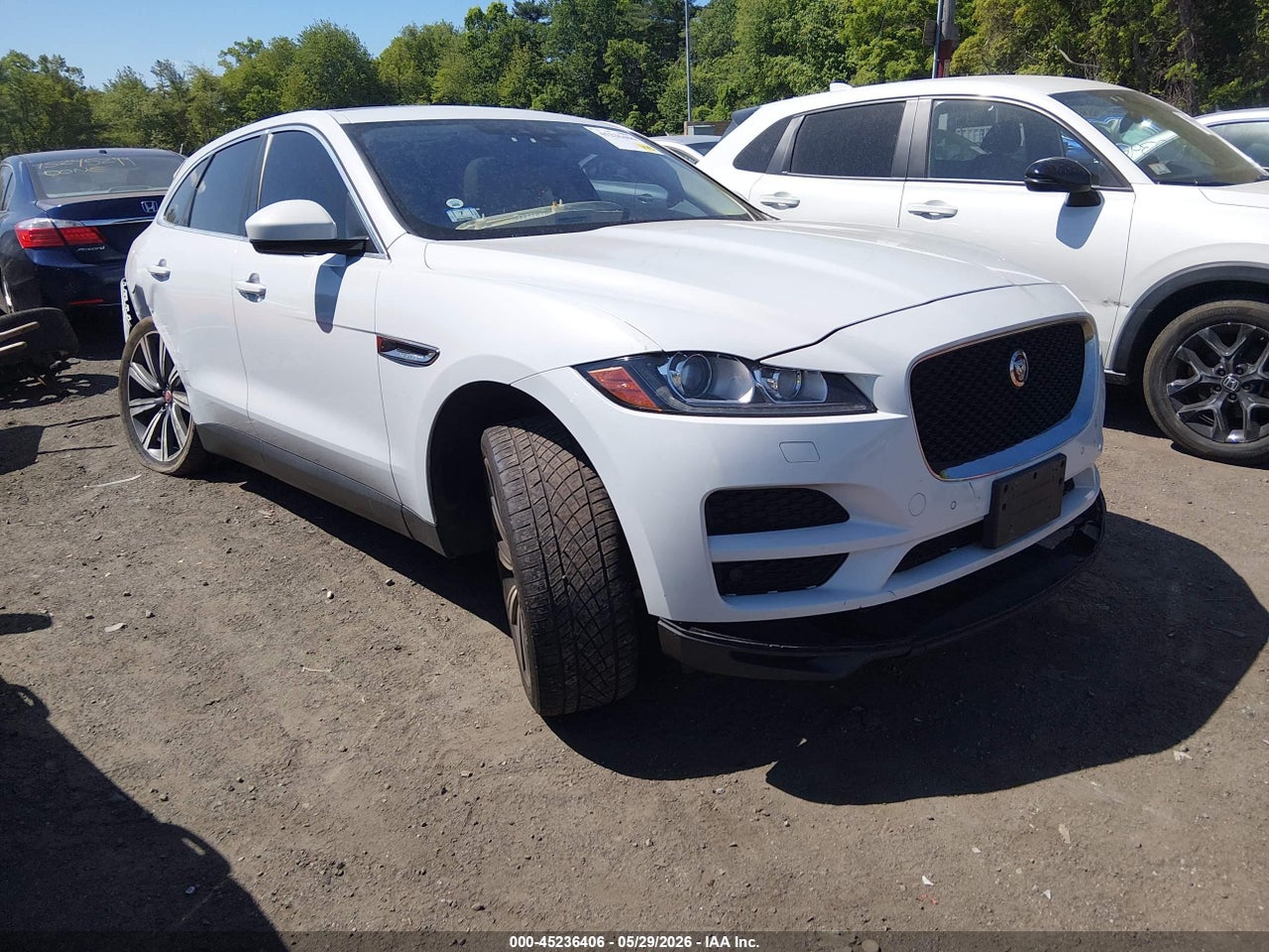 SADCK2BV9HA****** · 2017 JAGUAR F-PACE 35T PRESTIGE