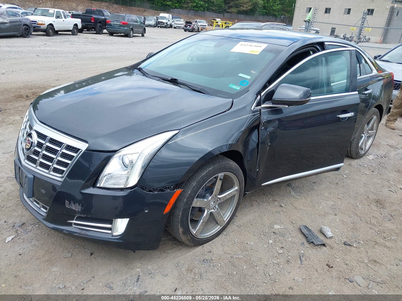 2015 CADILLAC XTS LUXURY · 2/11
