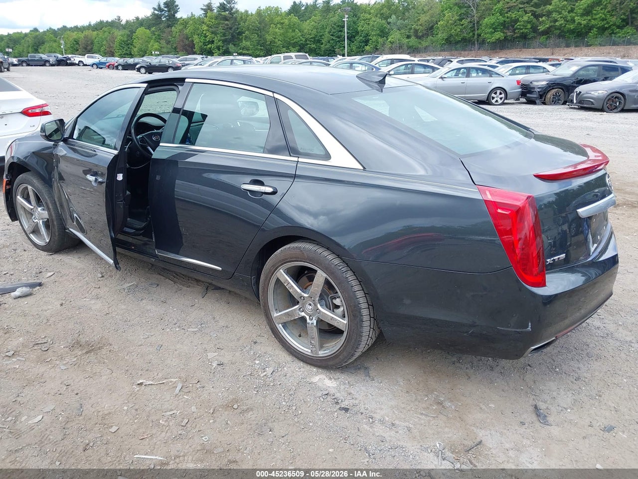 2015 CADILLAC XTS LUXURY · 3/11