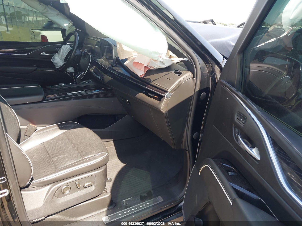 2021 CADILLAC ESCALADE 2WD SPORT · 5/11