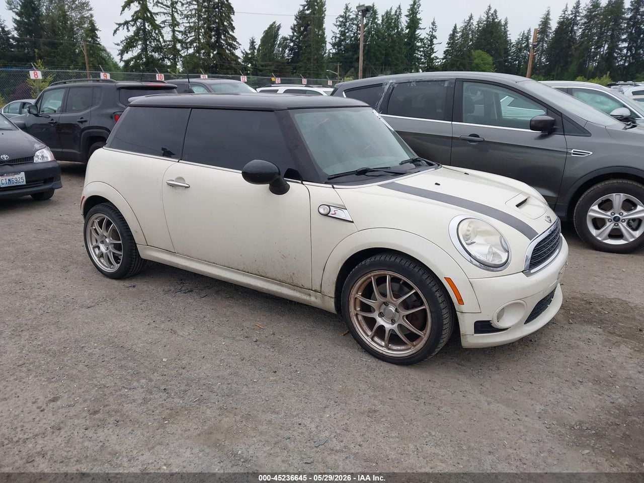 WMWMF73589T****** · 2009 MINI COOPER S