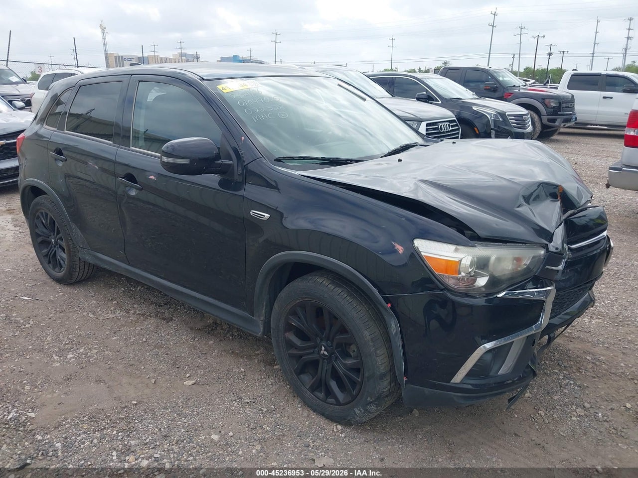 JA4AP3AU7JZ****** · 2018 MITSUBISHI OUTLANDER SPORT 2.0 LE