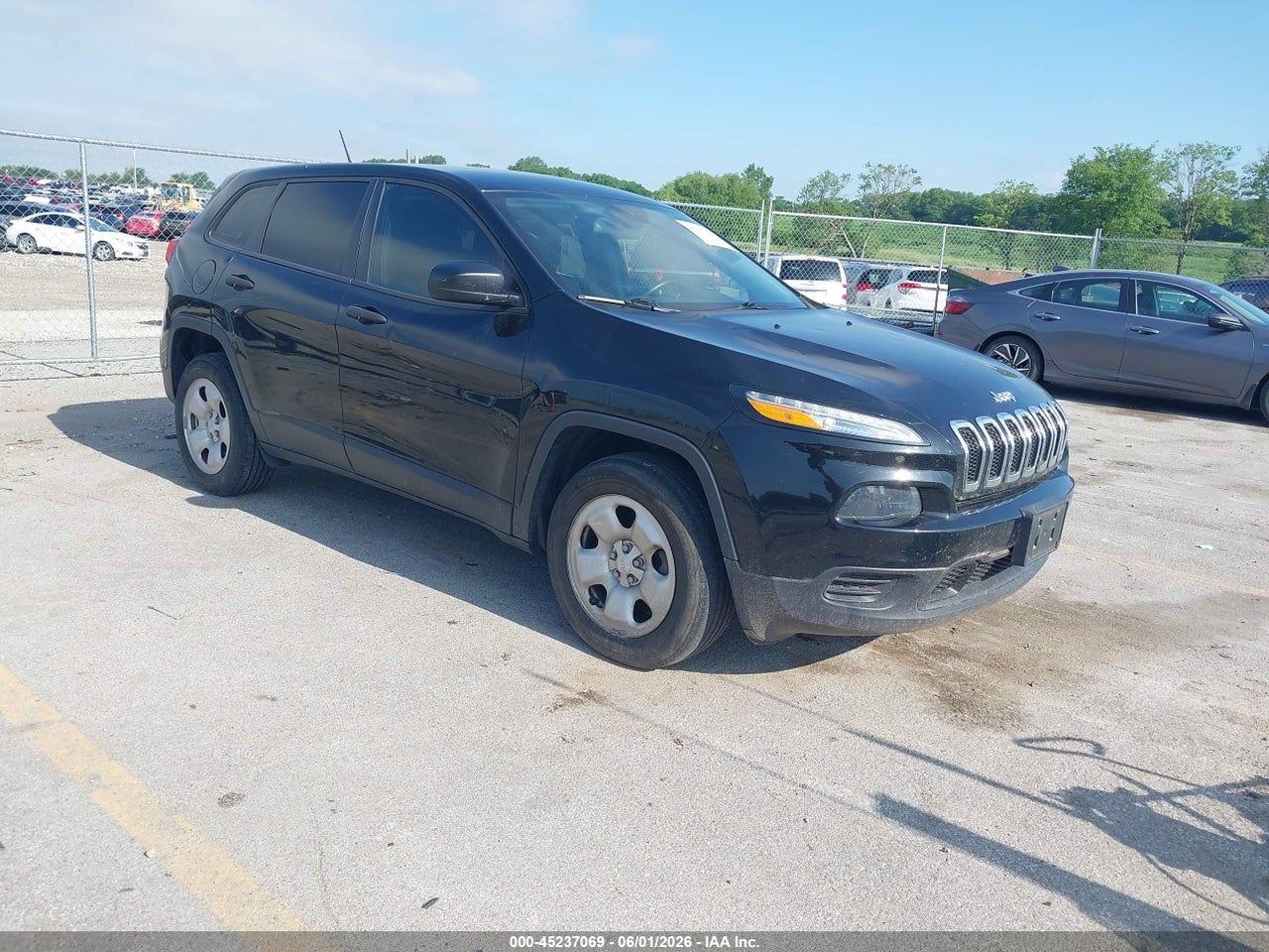 1C4PJMAS9HD****** · 2017 JEEP CHEROKEE SPORT 4X4