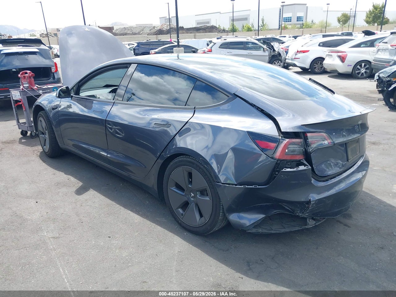 2023 TESLA MODEL 3 REAR-WHEEL DRIVE · 3/10