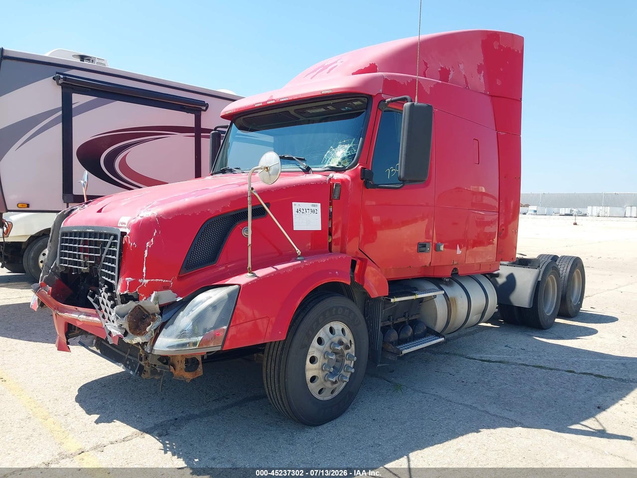 2009 VOLVO VN VNL · 2/4