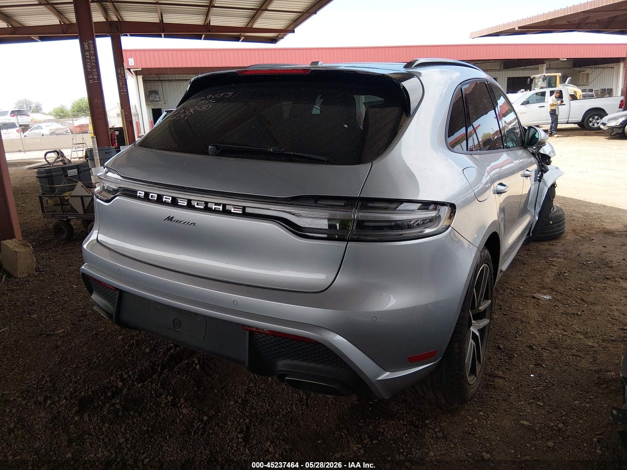 2025 PORSCHE MACAN T · 4/11