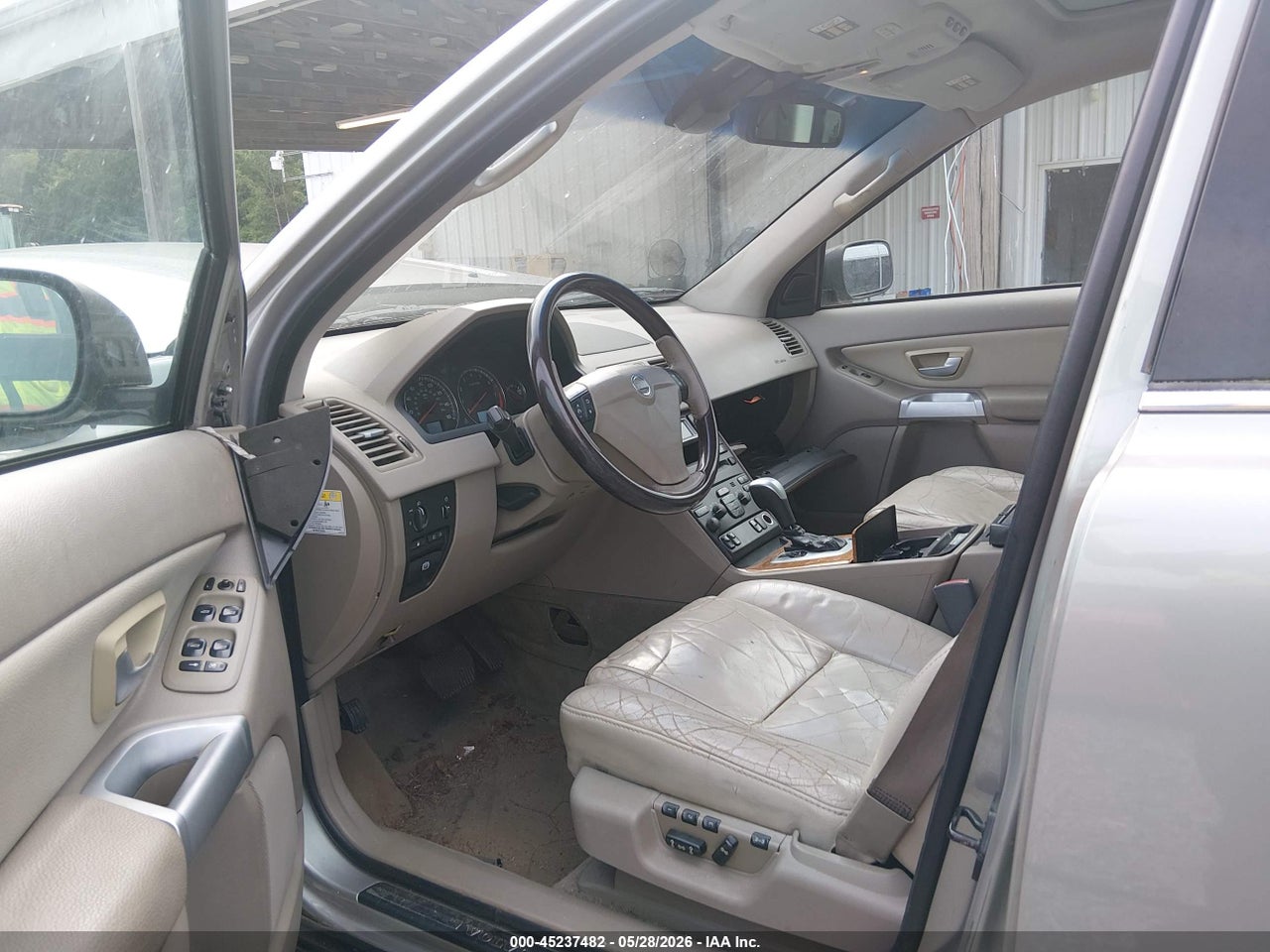 2004 VOLVO XC90 T6 · 5/11