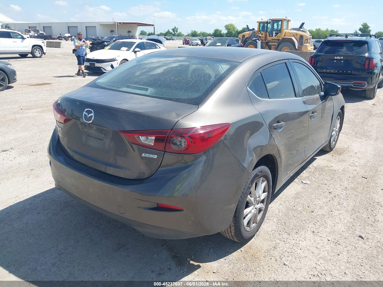 2016 MAZDA MAZDA3 I SPORT · 4/11