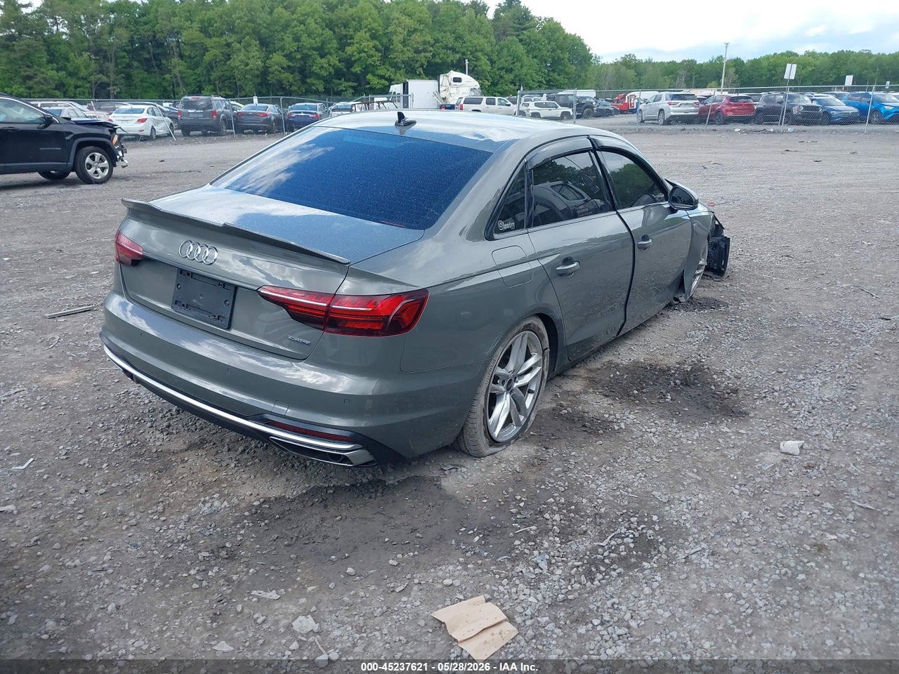 2023 AUDI A4 PREMIUM PLUS 45 TFSI S LINE QUATTRO S TRONIC · 4/11