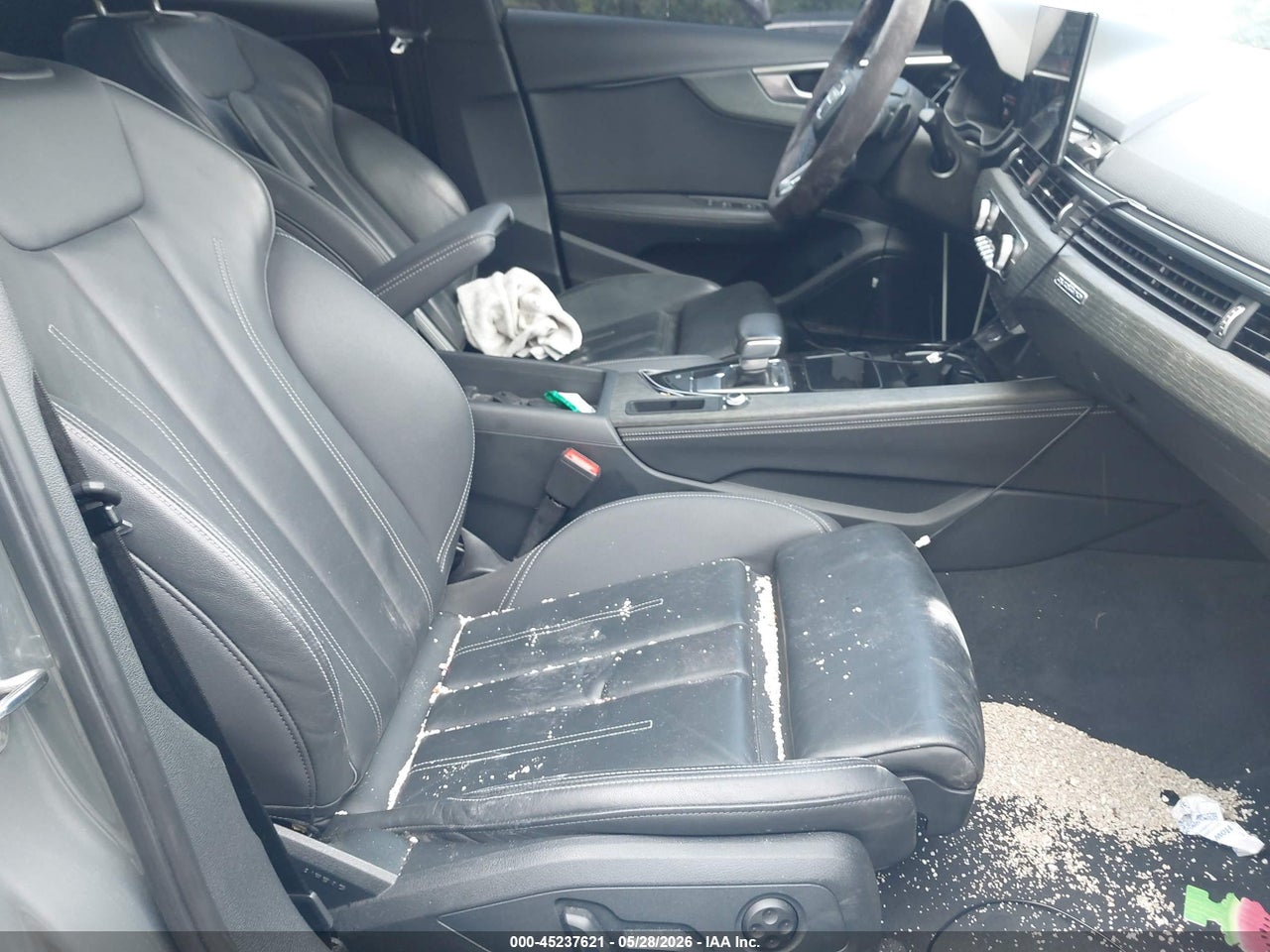 2023 AUDI A4 PREMIUM PLUS 45 TFSI S LINE QUATTRO S TRONIC · 5/11