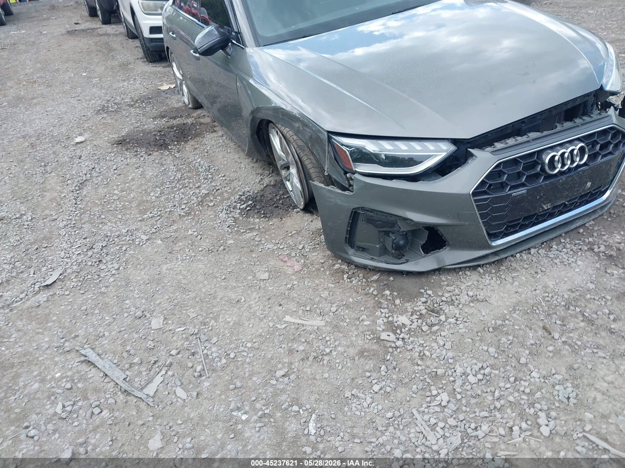 2023 AUDI A4 PREMIUM PLUS 45 TFSI S LINE QUATTRO S TRONIC · 6/11