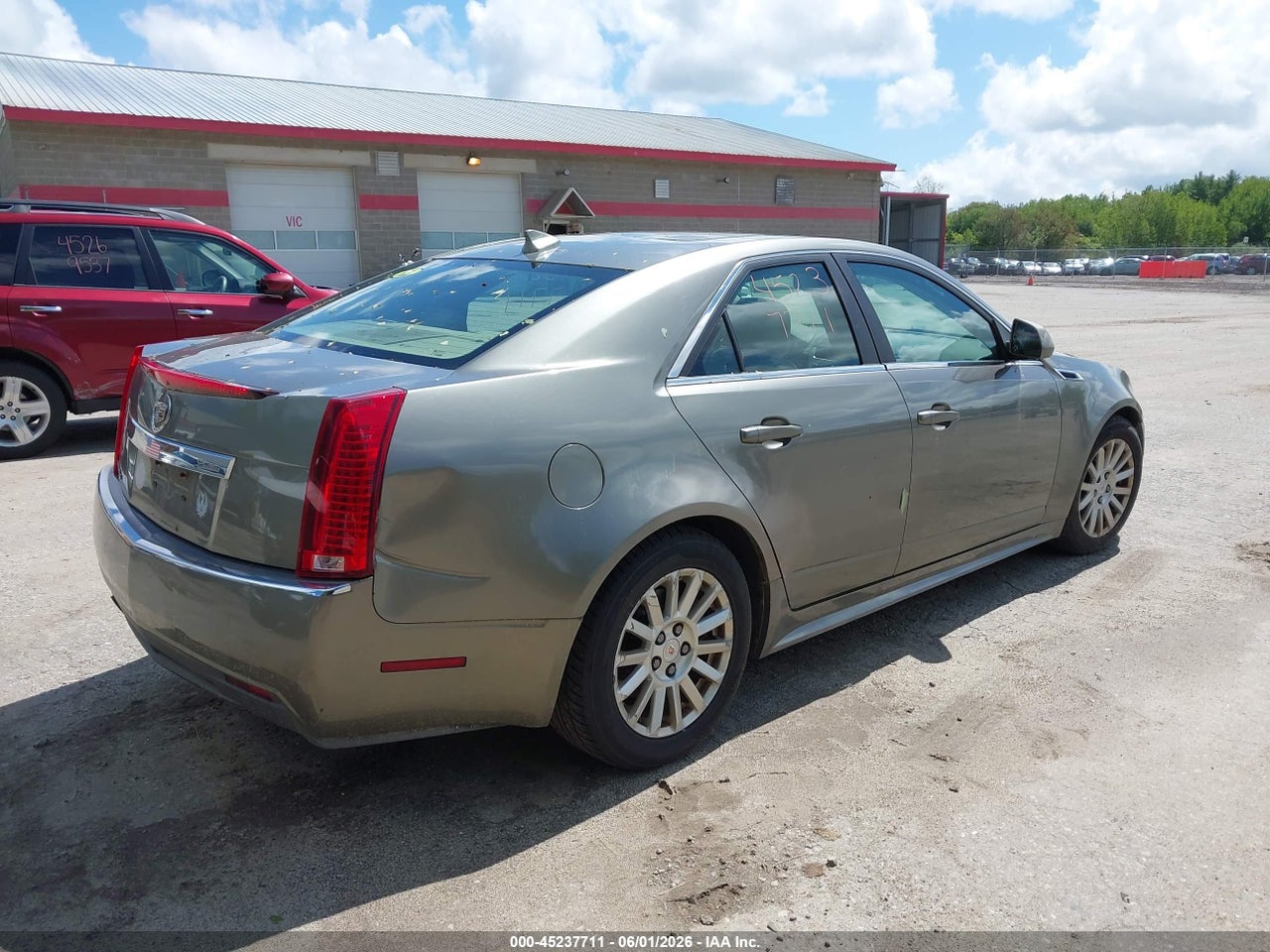 2011 CADILLAC CTS LUXURY · 4/11
