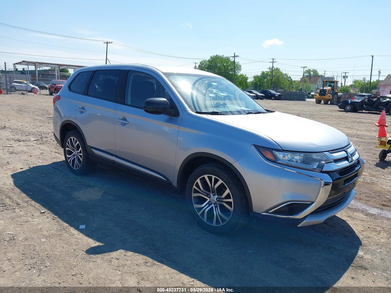 2016 MITSUBISHI OUTLANDER ES