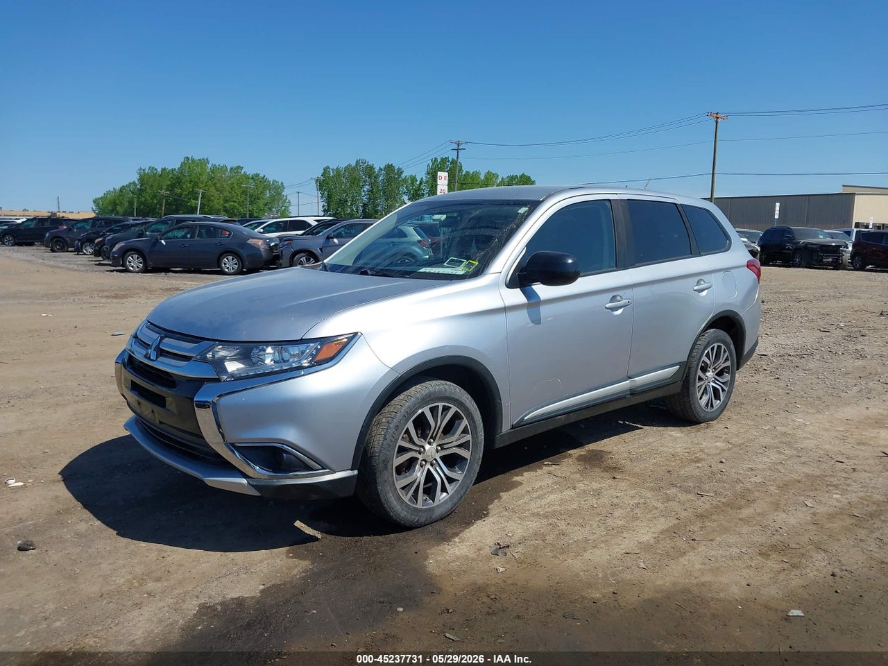 2016 MITSUBISHI OUTLANDER ES · 2/11