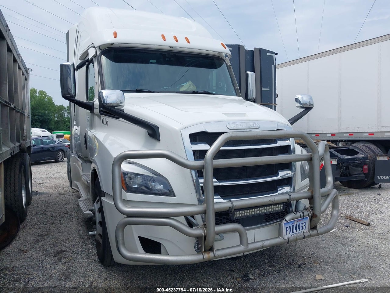 1FUJHHDR0ML****** · 2021 FREIGHTLINER NEW CASCADIA 126
