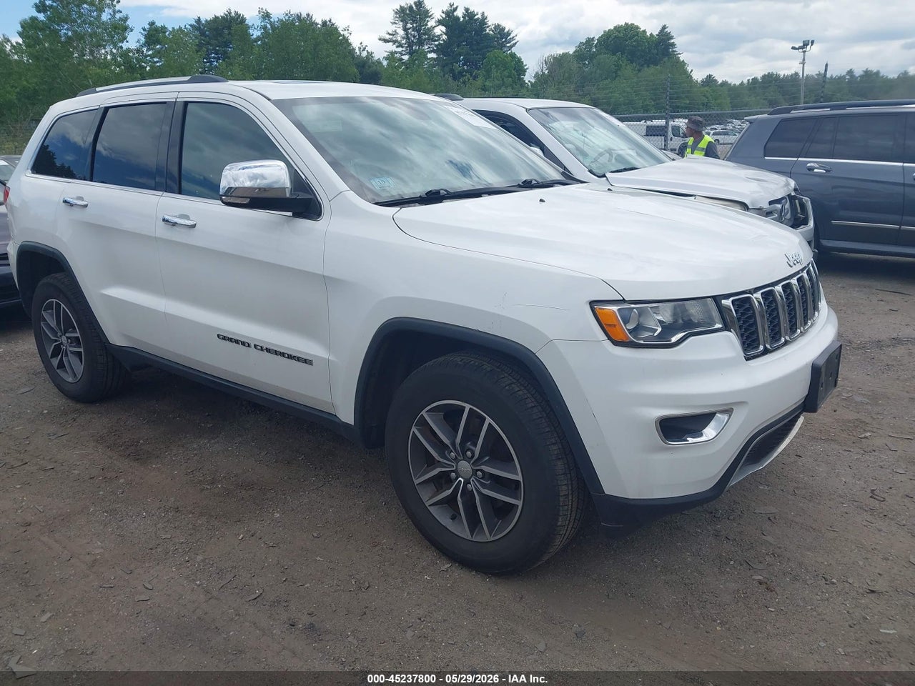 1C4RJFBG5JC****** · 2018 JEEP GRAND CHEROKEE LIMITED 4X4