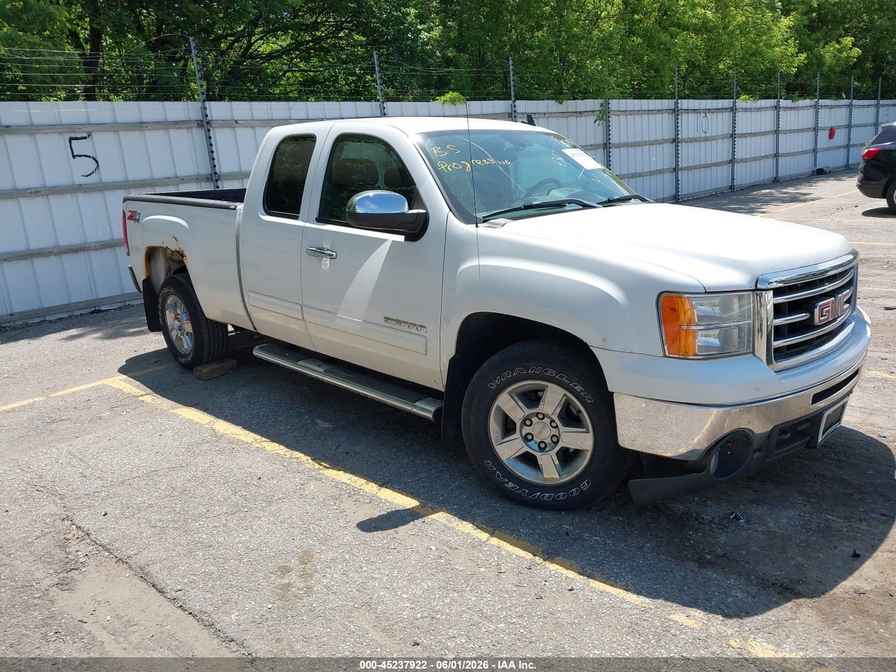 1GTR2VE76CZ****** · 2012 GMC SIERRA 1500 SLE