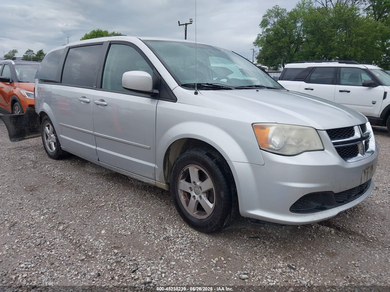 2C4RDGCG8CR****** · 2012 DODGE GRAND CARAVAN SXT