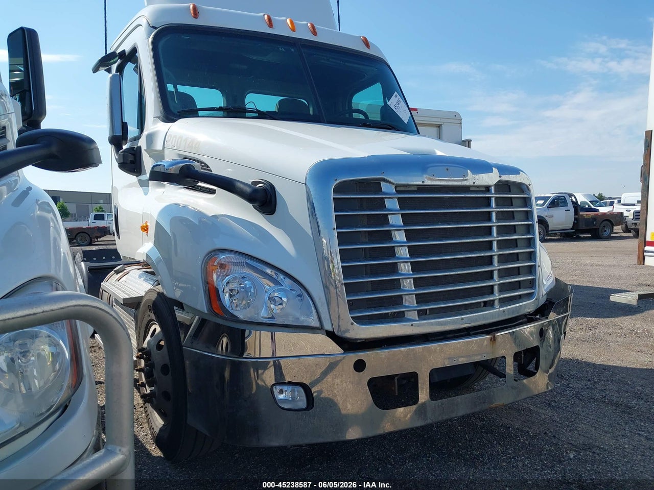 1FUJGBDV5DL****** · 2013 FREIGHTLINER CASCADIA 113