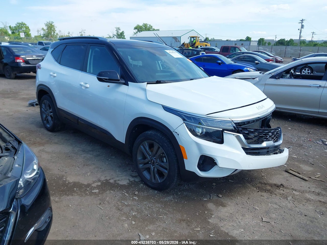 KNDEU2AA2P7****** · 2023 KIA SELTOS S