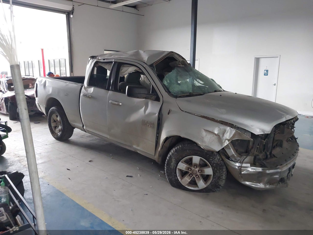 1C6RR6GG4JS****** · 2018 RAM 1500 SLT  4X2 6'4 BOX
