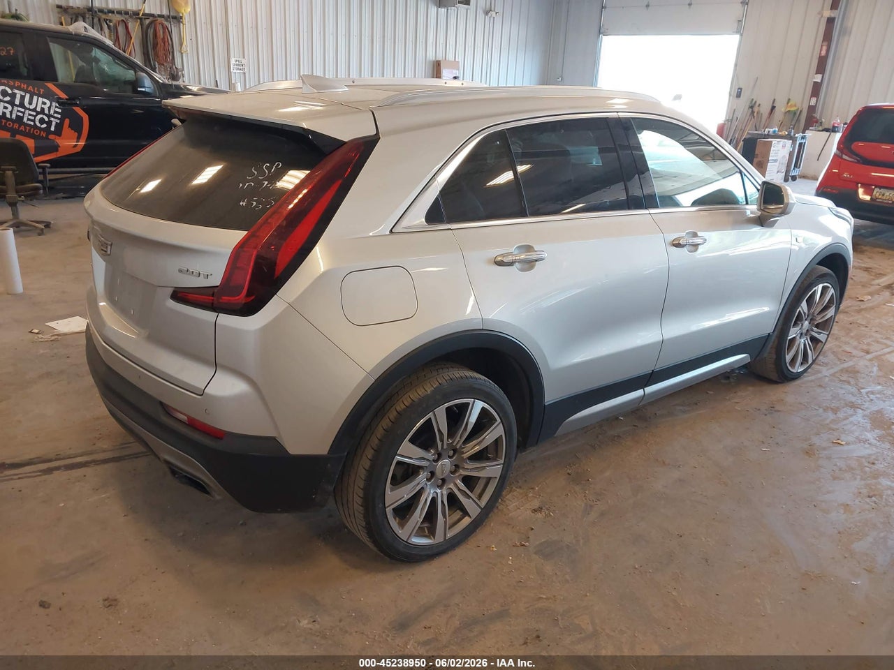 2019 CADILLAC XT4 PREMIUM LUXURY · 4/11