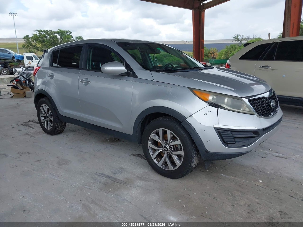 KNDPB3AC6E7****** · 2014 KIA SPORTAGE LX