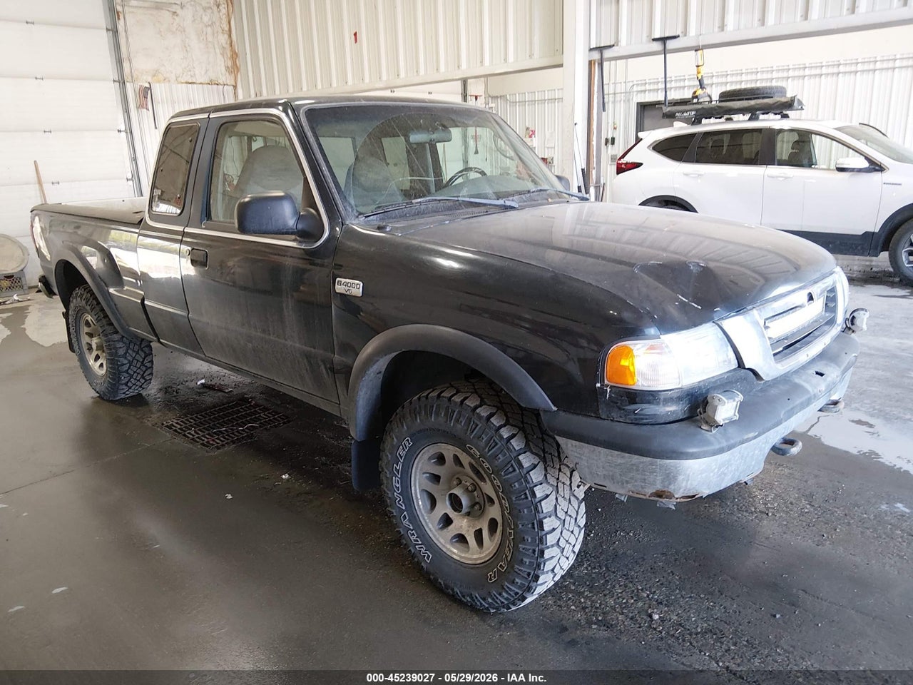 4F4ZR17X4WT****** · 1998 MAZDA B4000 SE