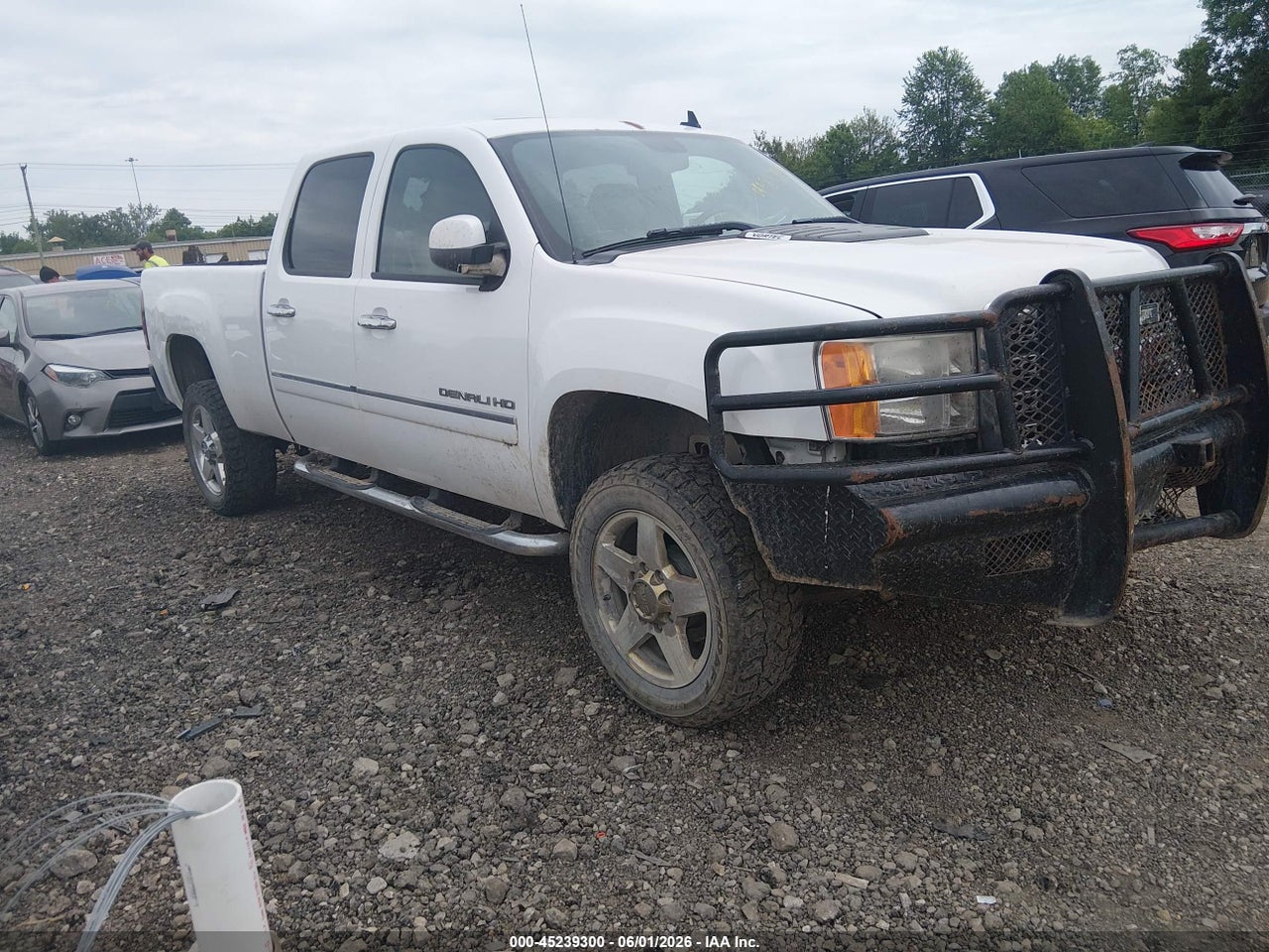 1GT125CG1BF****** · 2011 GMC SIERRA 2500HD DENALI