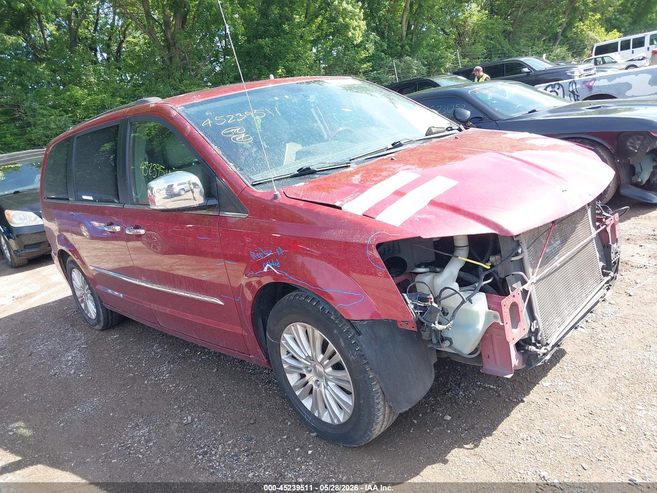 2C4RC1GGXFR****** · 2015 CHRYSLER TOWN &amp; COUNTRY LIMITED PLATINUM