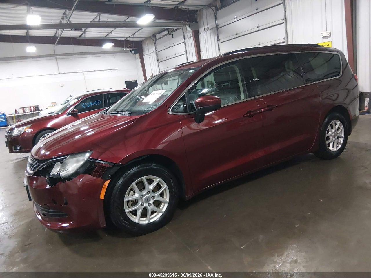 2021 CHRYSLER VOYAGER LXI · 2/11
