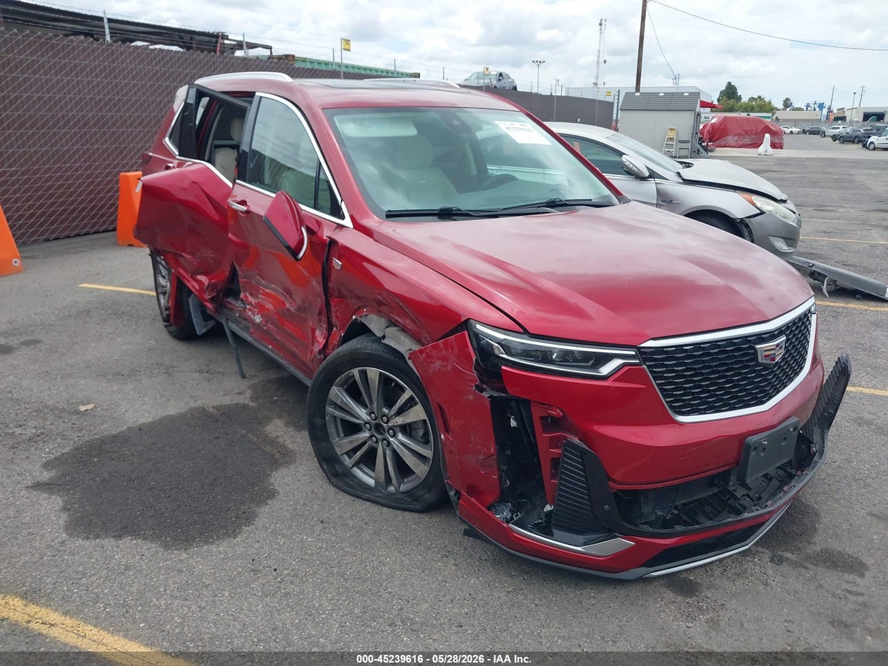 1GYKPDRS6MZ****** · 2021 CADILLAC XT6 AWD PREMIUM LUXURY