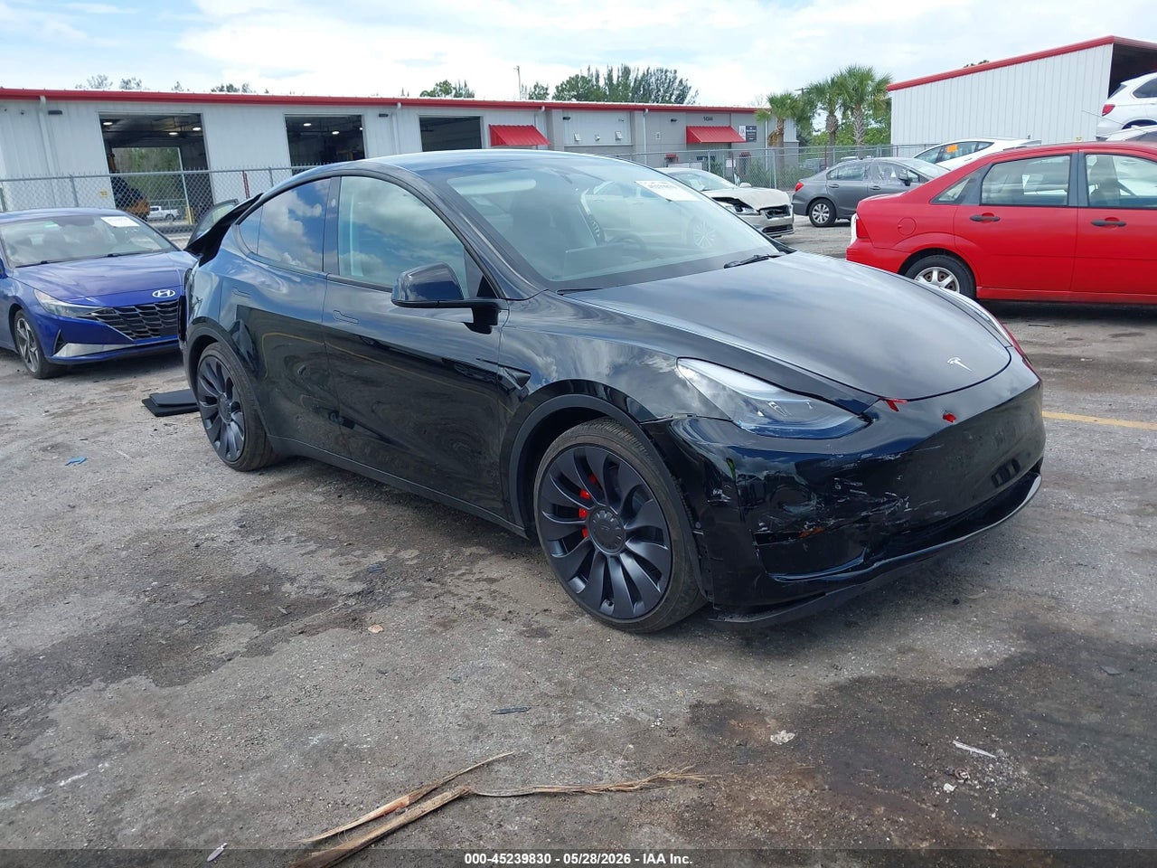 7SAYGDEF6SA****** · 2025 TESLA MODEL Y PERFORMANCE DUAL MOTOR ALL-WHEEL DRIVE