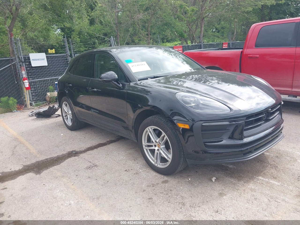 WP1AA2A53RL****** · 2024 PORSCHE MACAN T