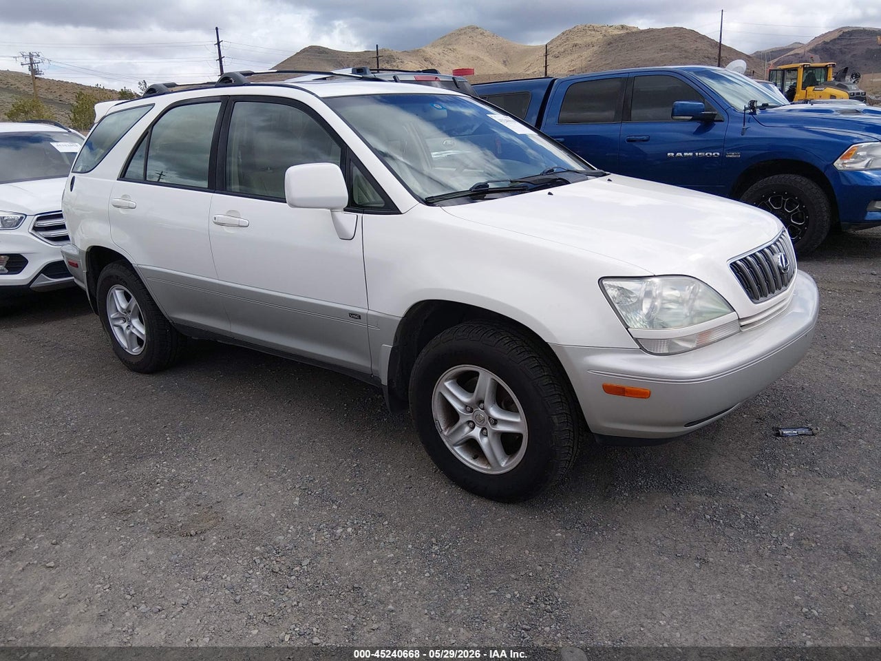 JTJHF10U110****** · 2001 LEXUS RX 300
