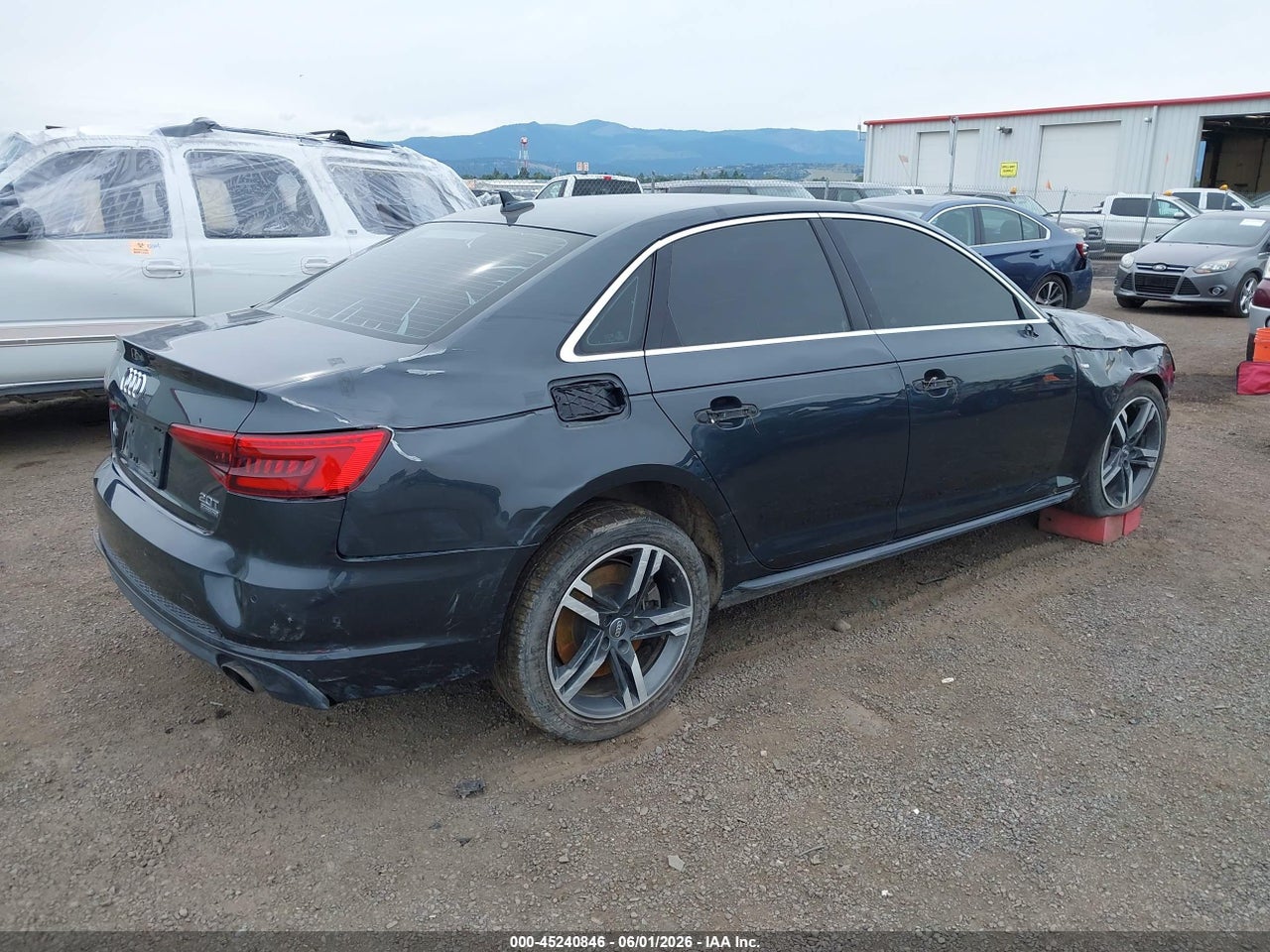 2017 AUDI A4 2.0T PREMIUM · 4/11