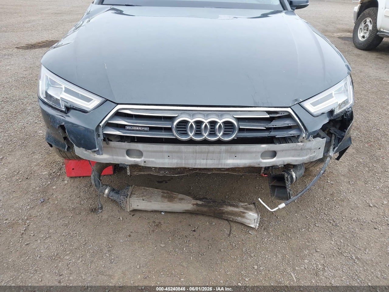 2017 AUDI A4 2.0T PREMIUM · 6/11