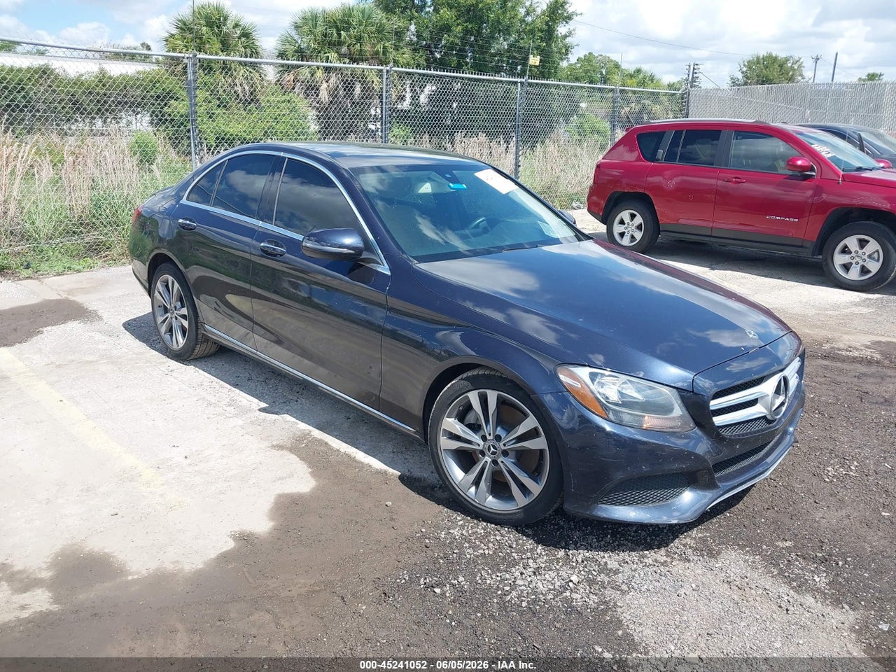 WDDWF4JB4JR****** · 2018 MERCEDES-BENZ C 300