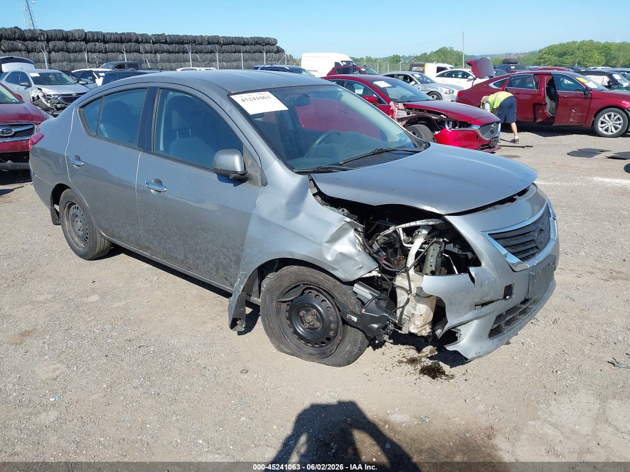 3N1CN7AP3CL****** · 2012 NISSAN VERSA 1.6 SV
