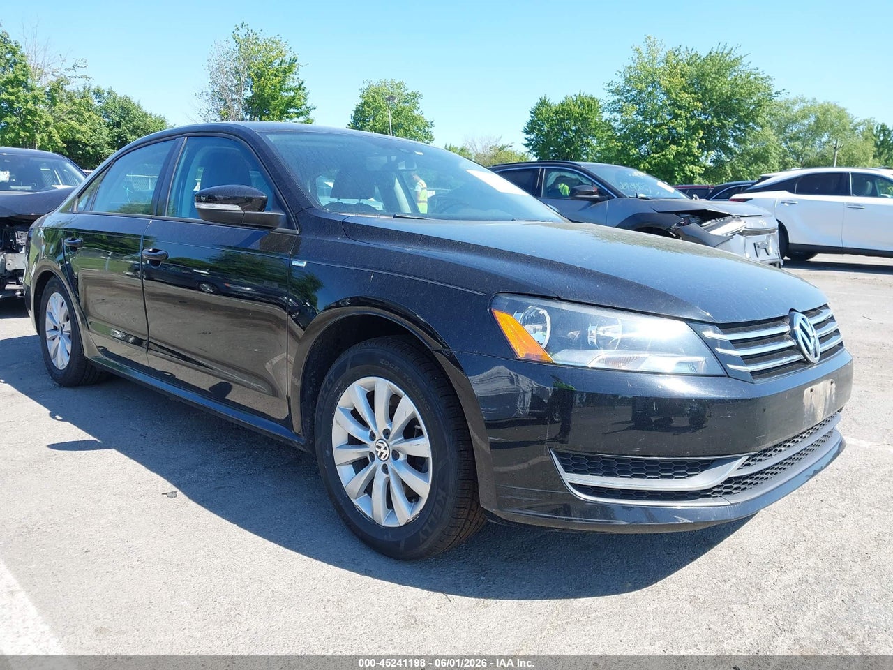 1VWAT7A37FC****** · 2015 VOLKSWAGEN PASSAT 1.8T WOLFSBURG EDITION