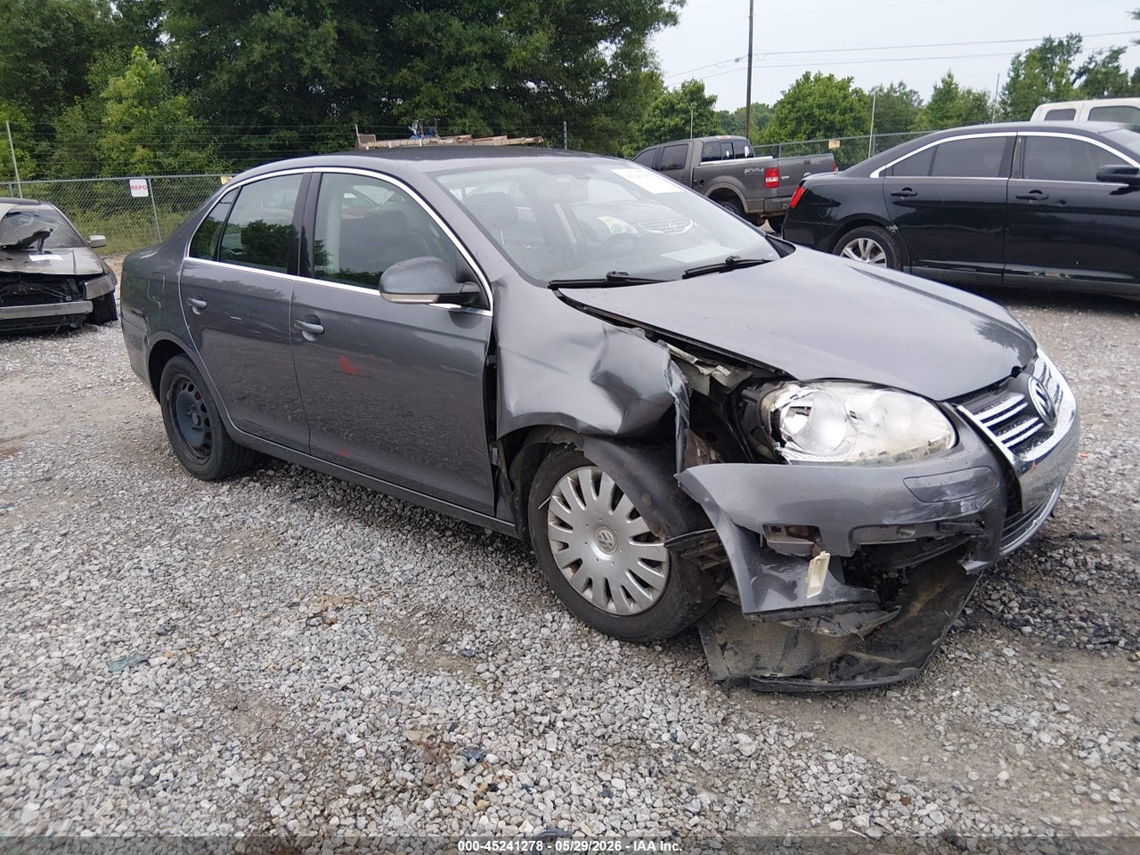 3VWRF71KX5M****** · 2005 VOLKSWAGEN JETTA 2.5