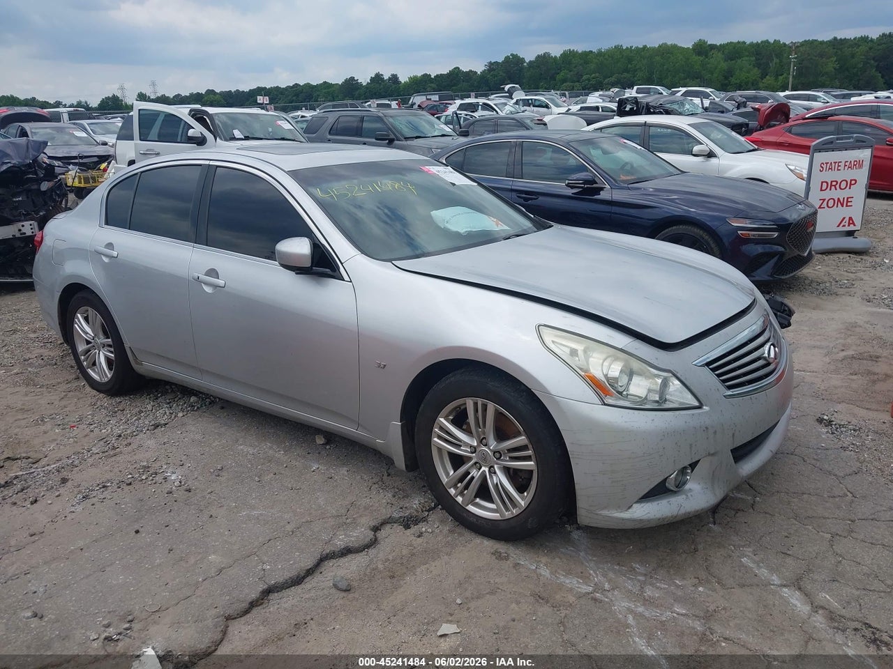 JN1CV6AP7FM****** · 2015 INFINITI Q40