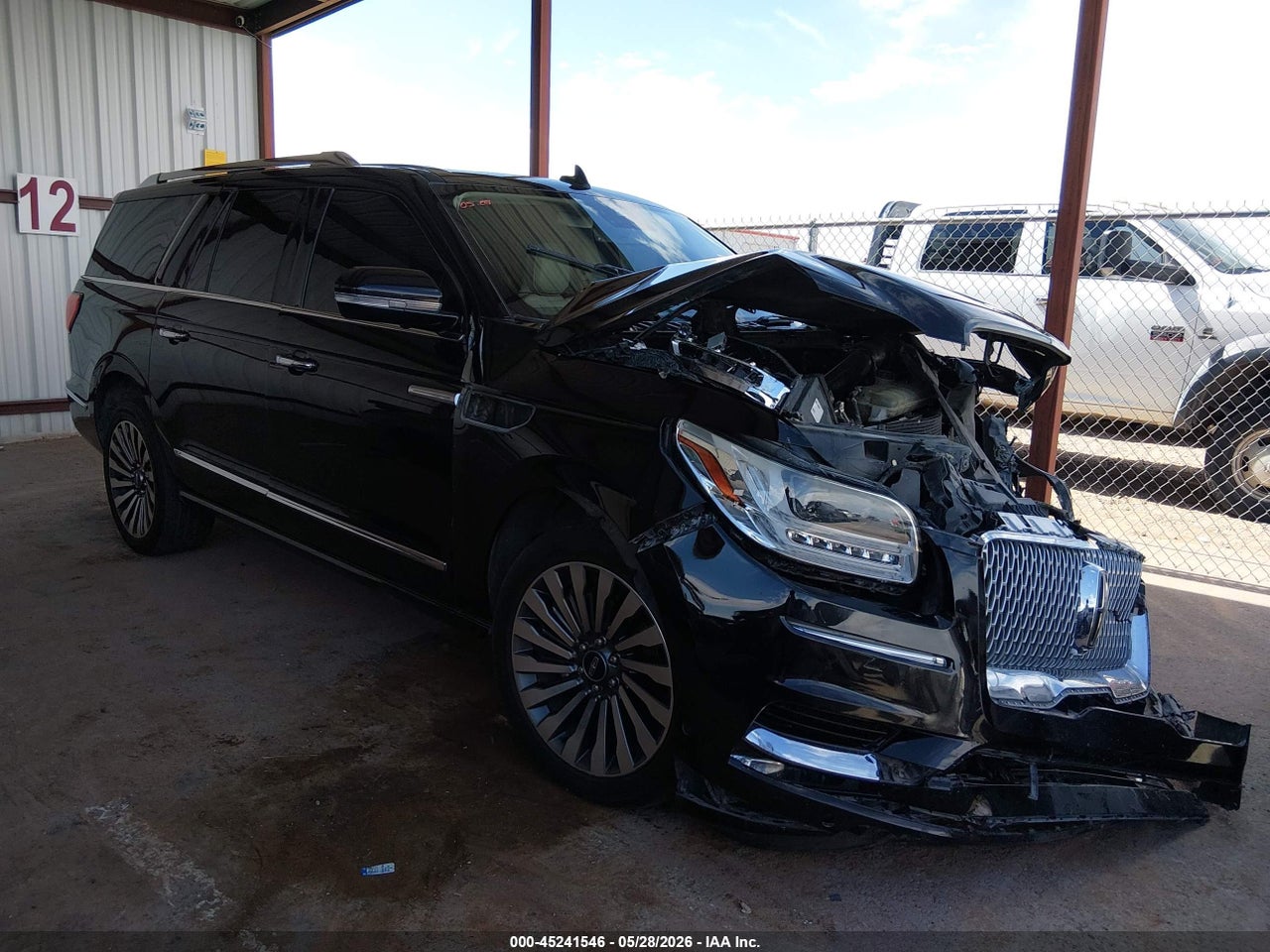 5LMJJ3LT1KE****** · 2019 LINCOLN NAVIGATOR L RESERVE