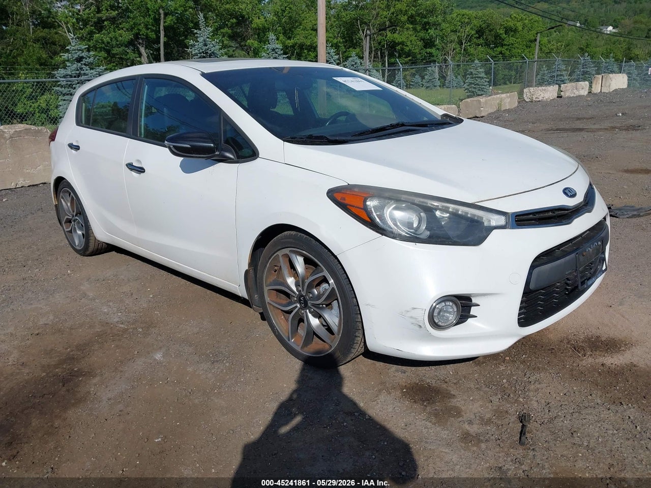 KNAFZ5A34G5****** · 2016 KIA FORTE SX