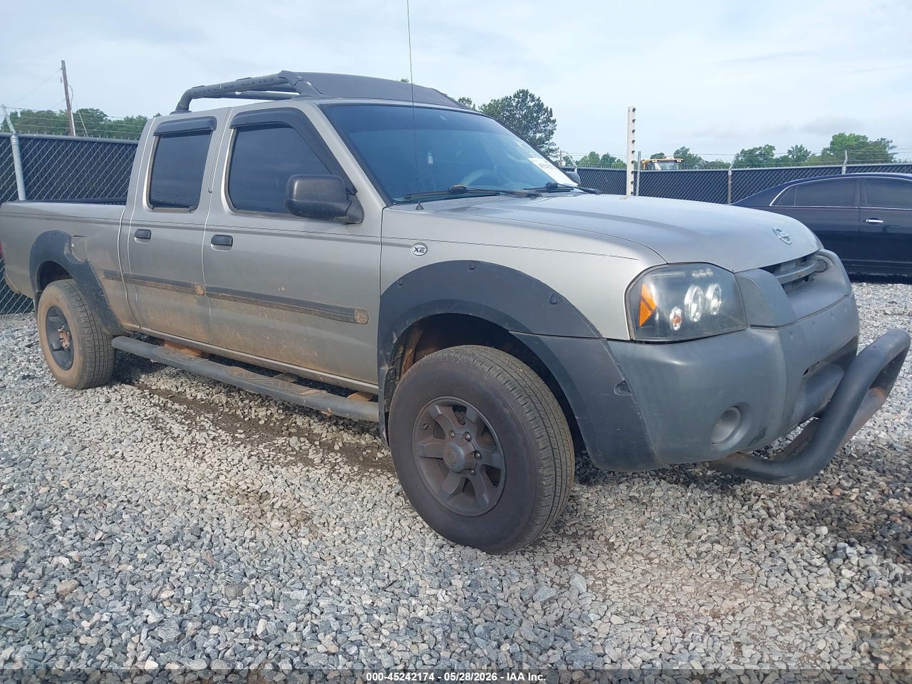 1N6ED29X42C****** · 2002 NISSAN FRONTIER XE-V6