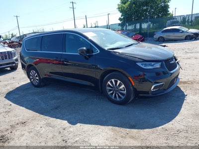 2C4RC1S70SR****** · 2025 CHRYSLER PACIFICA HYBRID SELECT