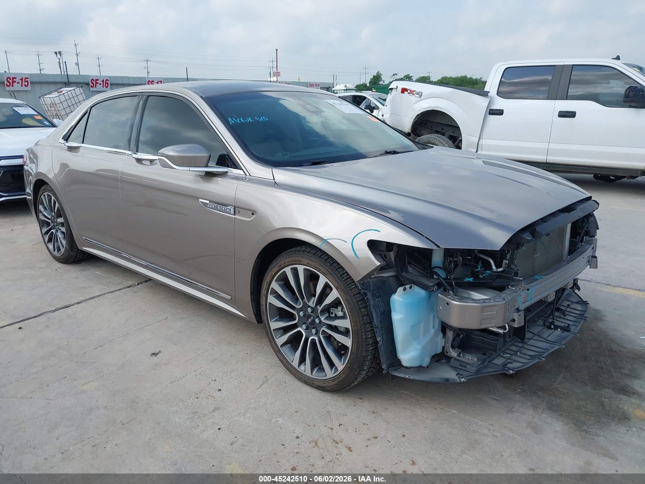 1LN6L9SK0J5****** · 2018 LINCOLN CONTINENTAL SELECT