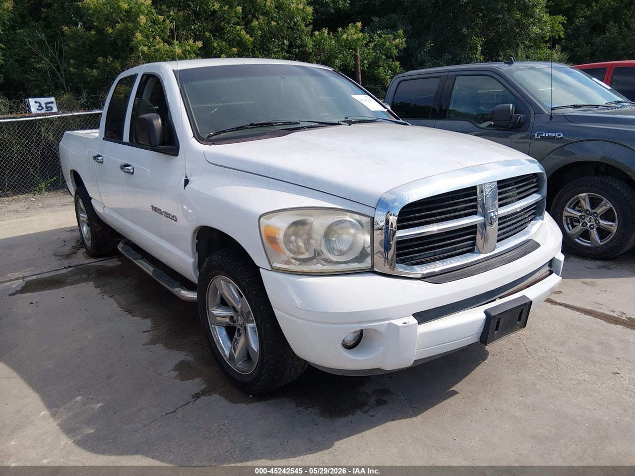 1D7HA18P67S****** · 2007 DODGE RAM 1500 SLT